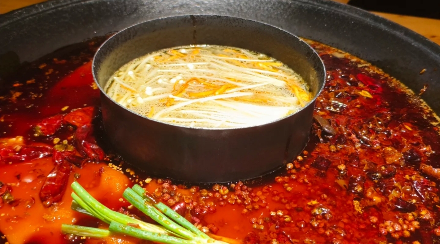 Muslim travelers should ensure the hotpot broth is fully halal before ordering to avoid non-halal ingredients