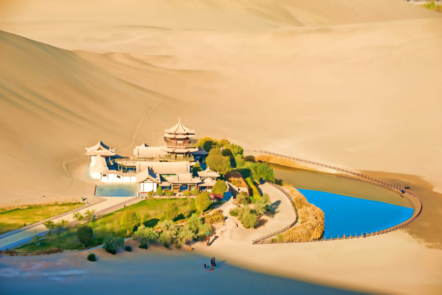 Jiayuguan → Dunhuang