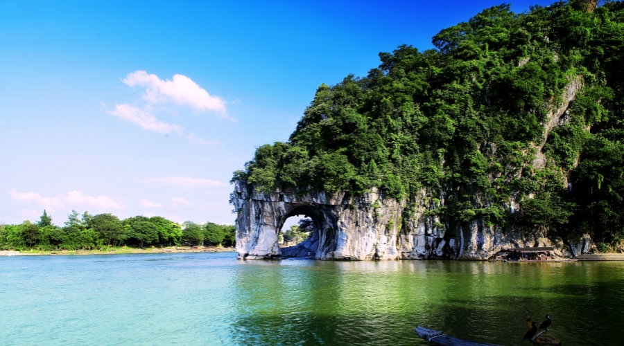Kunming → Guilin – Transition to Karst Landscapes