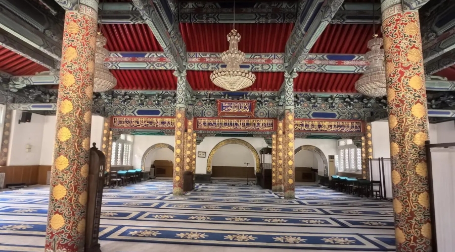 The prayer hall of Dongsi Mosque in Beijing