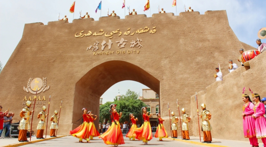 Kashgar Old City preserves the rich cultural heritage of China's historic Silk Road