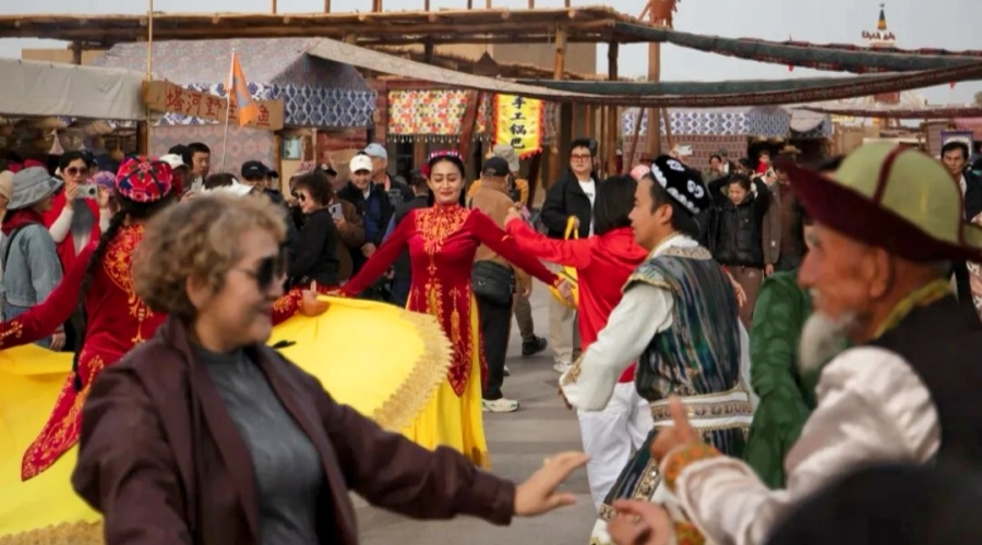 Korla Cultural Life & Riverside Community Experience