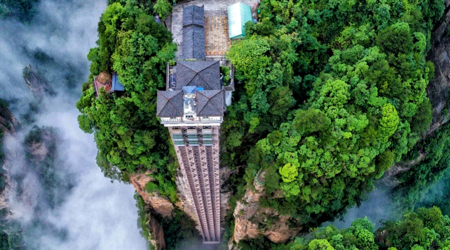 Zhangjiajie National Forest Park – Yuanjiajie & Tianzi Mountain