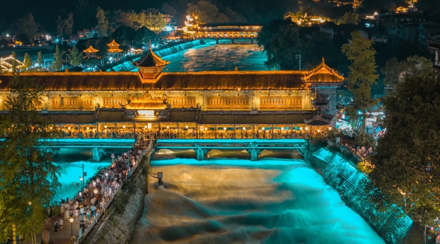 Return to Chengdu & Dujiangyan Irrigation System