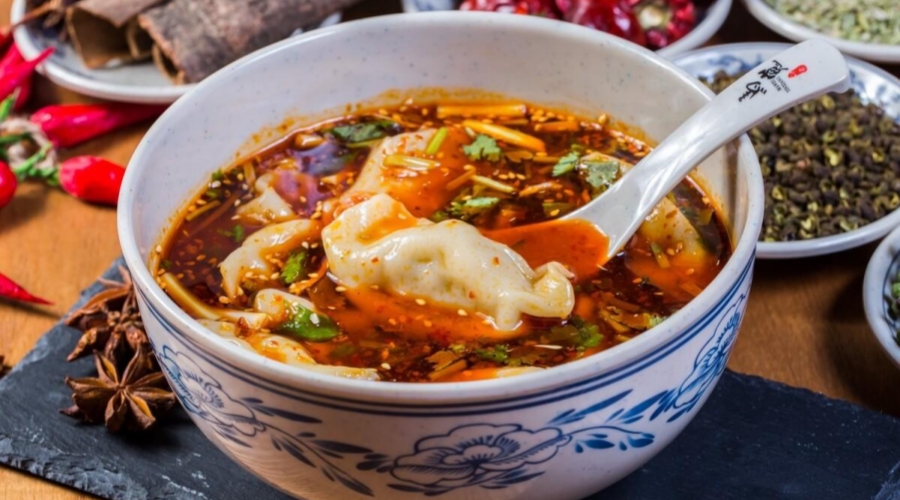Dumplings in Sour Soup (酸汤水饺)