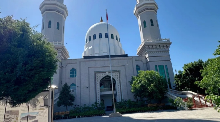 Jiefang South Road Mosque in Yining