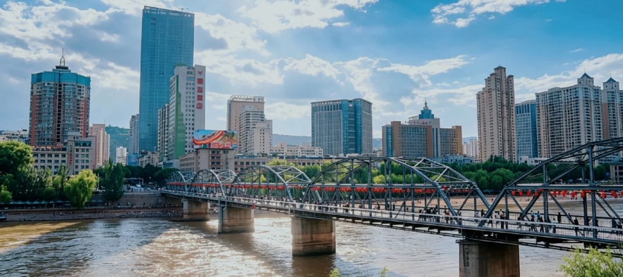Lanzhou Muslim Travel Guide: Halal Food, Mosques & Hui Culture