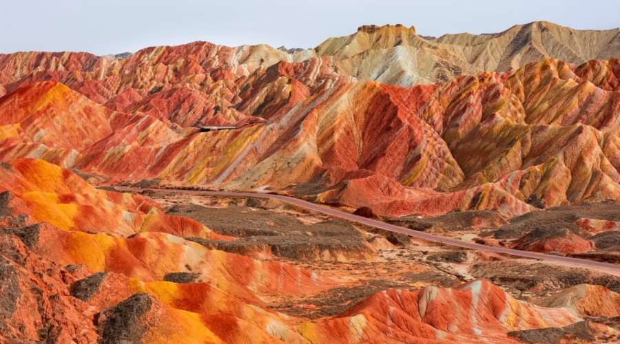 Lanzhou → Zhangye – High-Speed Rail Journey & Danxia Landforms