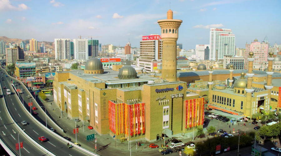 Arrival in Urumqi